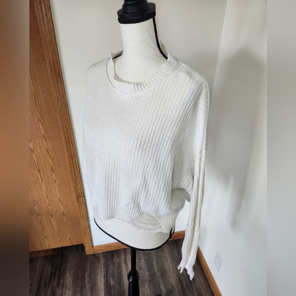 Forever 21 White Cropped Distressed Crew Neck Knit Sweater - Picture 2 of 5